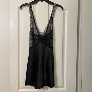 STUNNING Elegant VS black lace/satin lingerie 🔥🖤